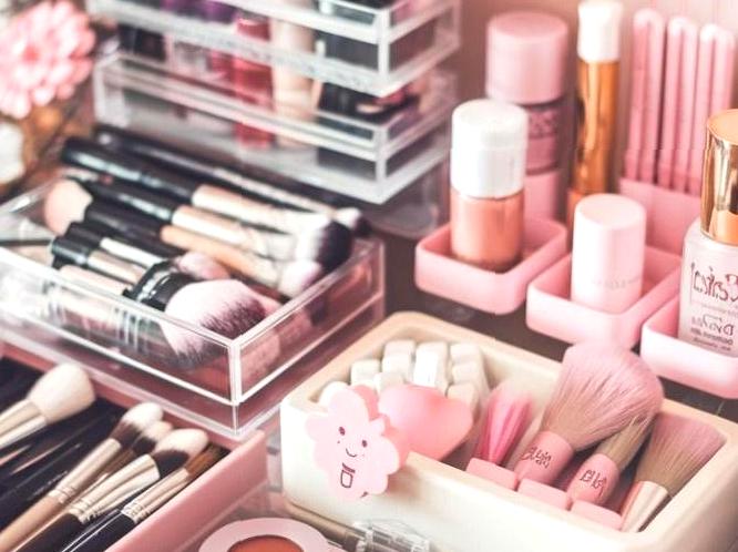 Tips for Organizing Makeup Products