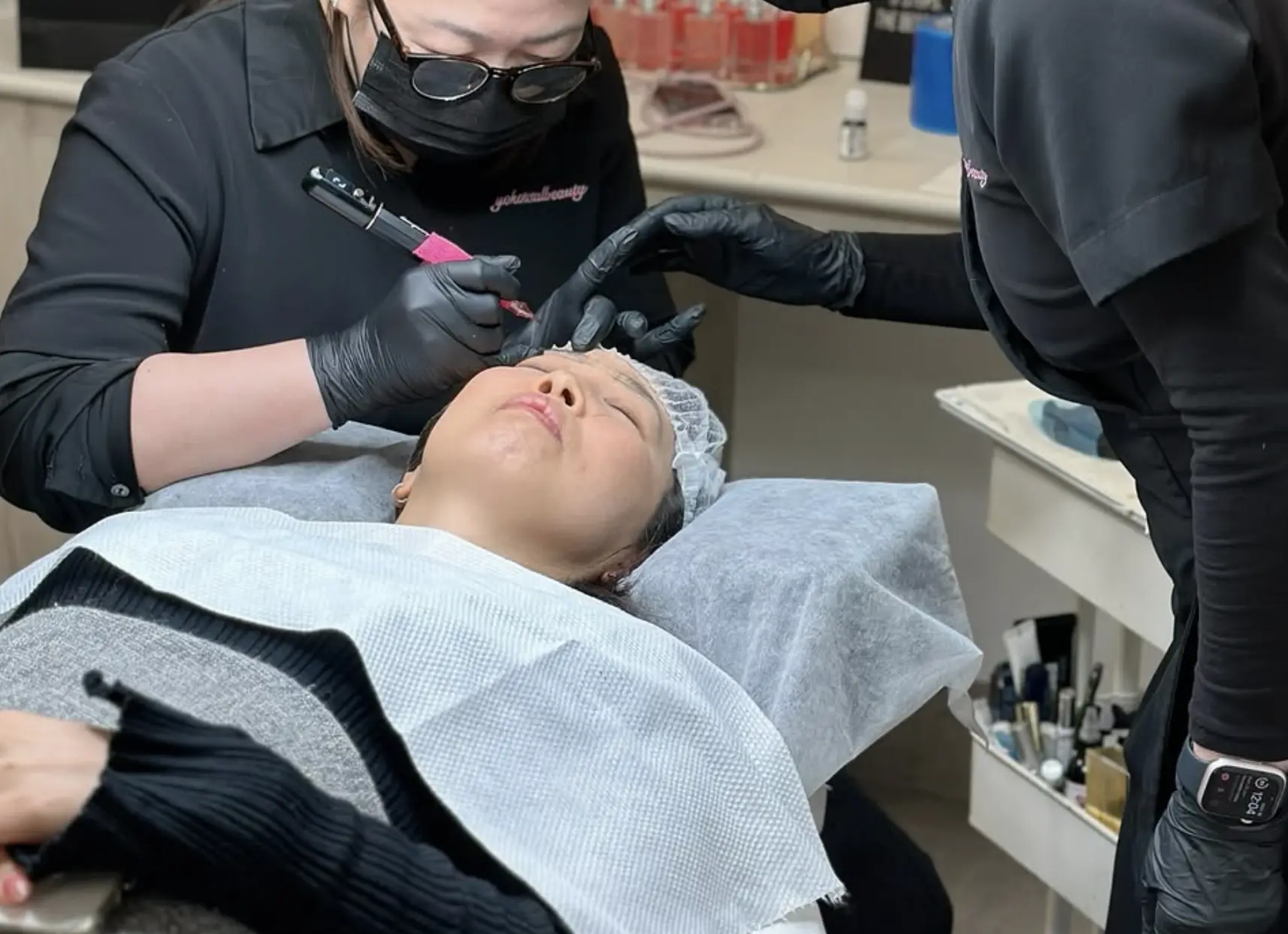 can you learn microblading online